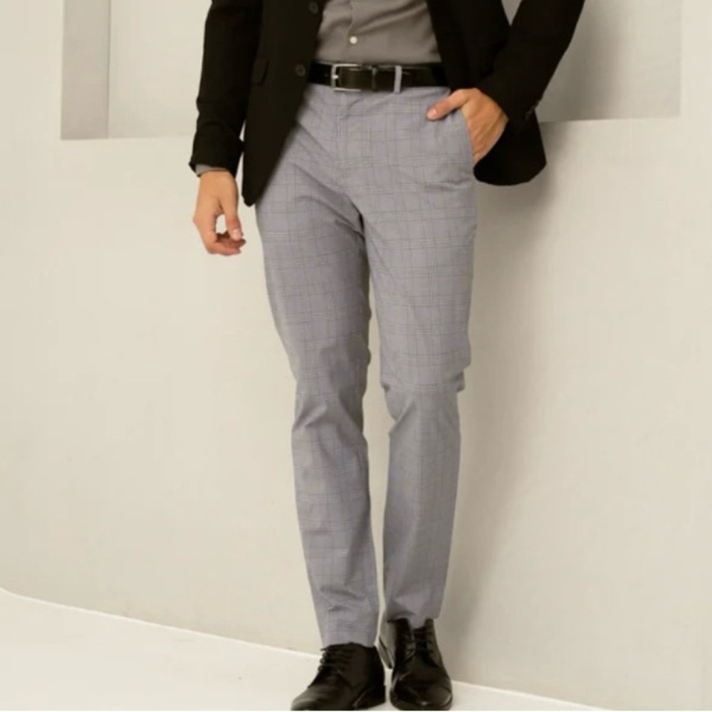 Dockers Slim Fit Houndstooth Plaid Trousers